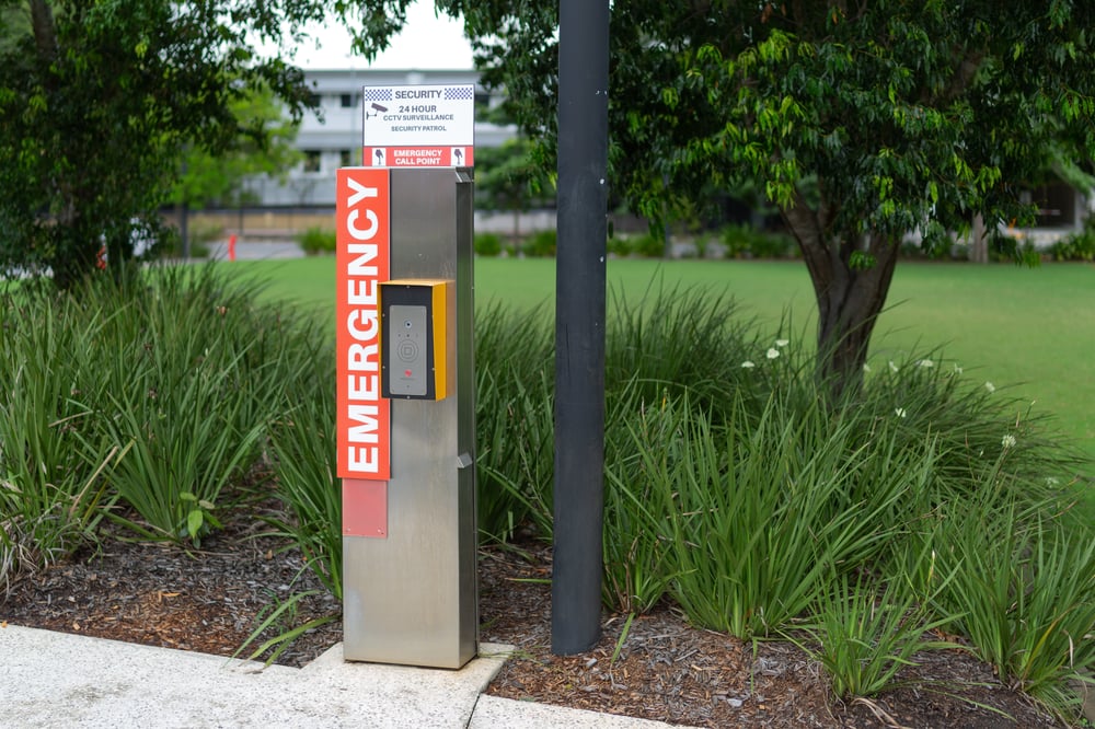 AtlasIED emergency telephone station on college campus